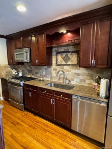 151-20 88th Street 2G, Howard Beach, NY 11414