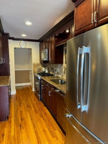 151-20 88th Street 2G, Howard Beach, NY 11414