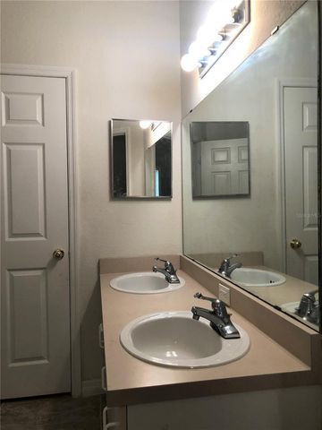 3725 CONROY ROAD 2113, Orlando, FL 32839