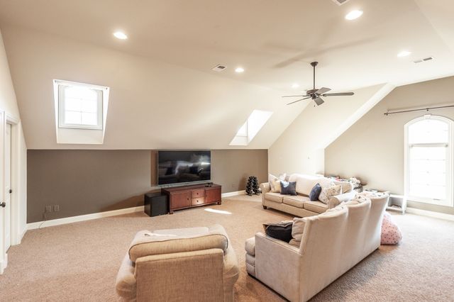 2436 Long Hollow Pike, Hendersonville, TN 37075