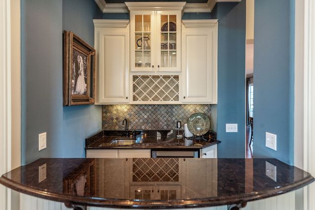 2436 Long Hollow Pike, Hendersonville, TN 37075