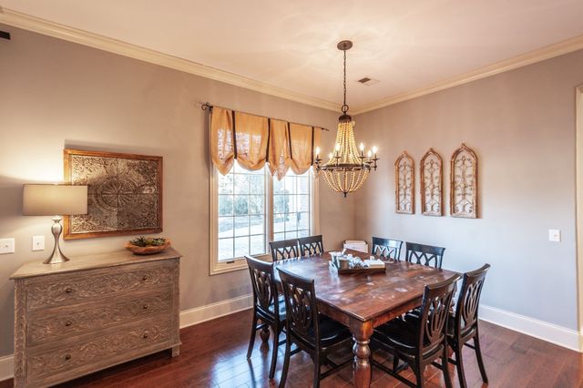 2436 Long Hollow Pike, Hendersonville, TN 37075