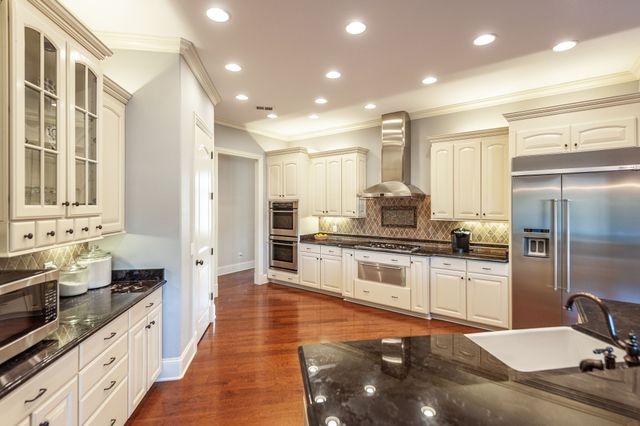 2436 Long Hollow Pike, Hendersonville, TN 37075