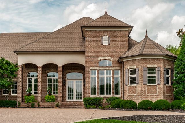 2436 Long Hollow Pike, Hendersonville, TN 37075
