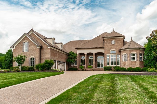 2436 Long Hollow Pike, Hendersonville, TN 37075