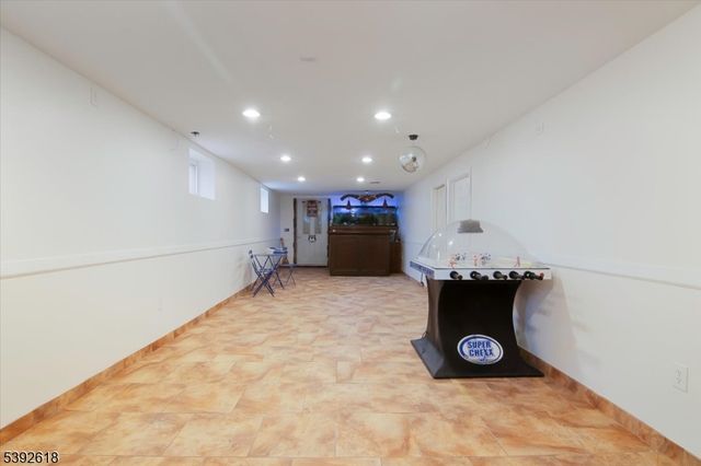 69 Newby Ave, Woodland Park, NJ 07424