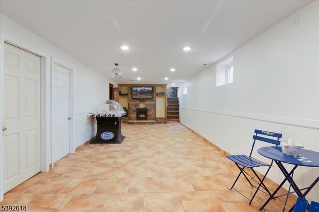 69 Newby Ave, Woodland Park, NJ 07424