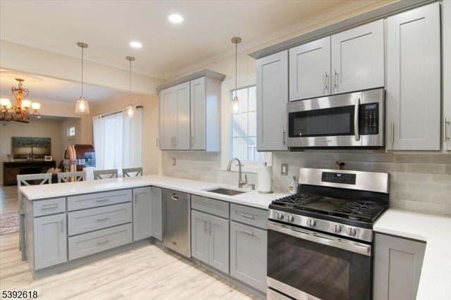 69 Newby Ave, Woodland Park, NJ 07424