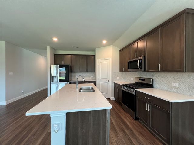 2101 Sun Star Drive, Haslet, TX 76052