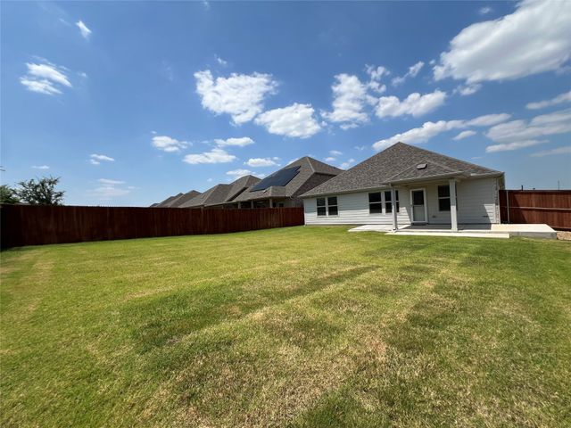 2101 Sun Star Drive, Haslet, TX 76052