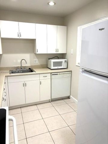 7785 SW 86th St E-113, Miami, FL 33143