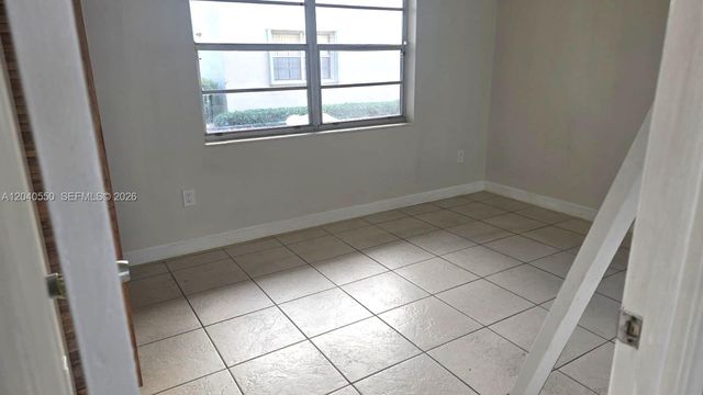 7785 SW 86th St E-113, Miami, FL 33143