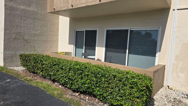 7785 SW 86th St E-113, Miami, FL 33143