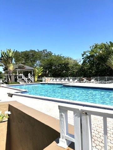 7785 SW 86th St E-113, Miami, FL 33143