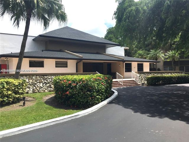 7785 SW 86th St E-113, Miami, FL 33143