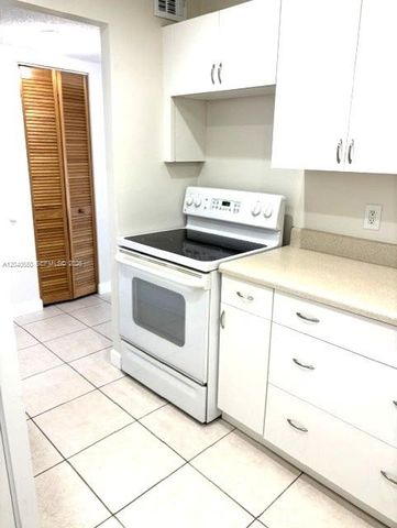 7785 SW 86th St E-113, Miami, FL 33143