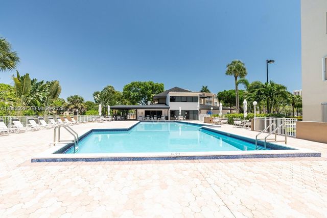 7785 SW 86th St E-113, Miami, FL 33143