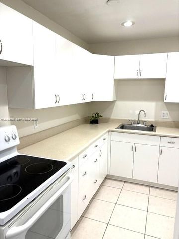 7785 SW 86th St E-113, Miami, FL 33143