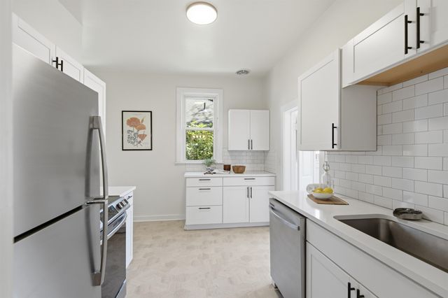717 W York Ave, Spokane, WA 99205