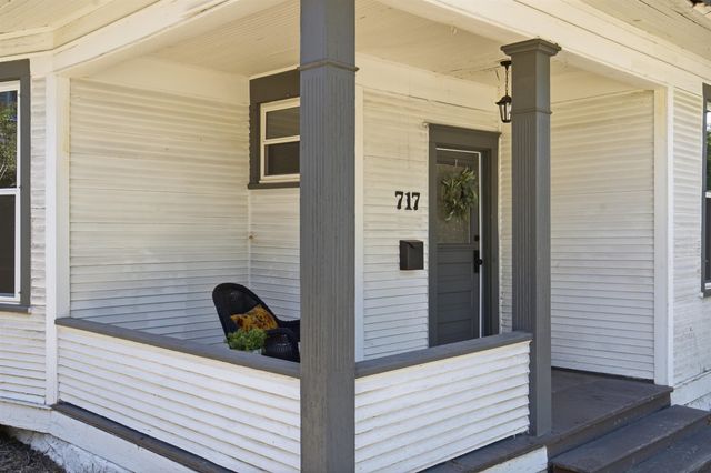 717 W York Ave, Spokane, WA 99205