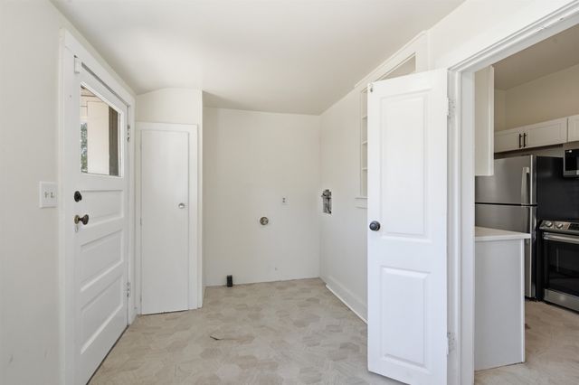 717 W York Ave, Spokane, WA 99205