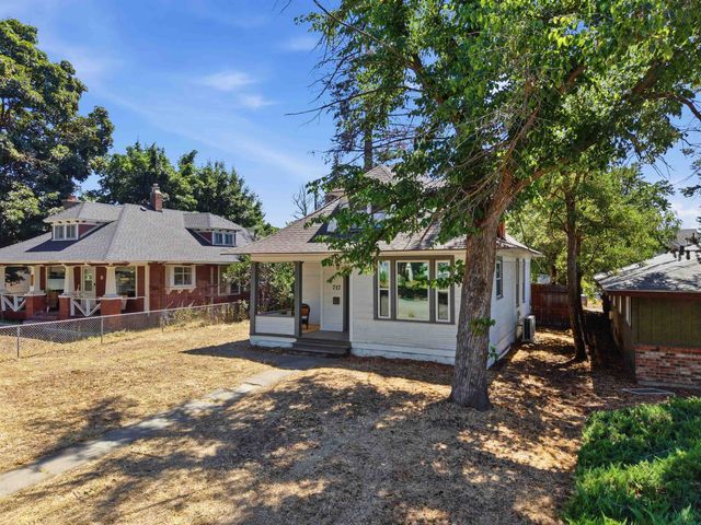717 W York Ave, Spokane, WA 99205
