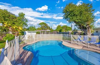 38 Miami Gardens Road, West Park, FL 33023