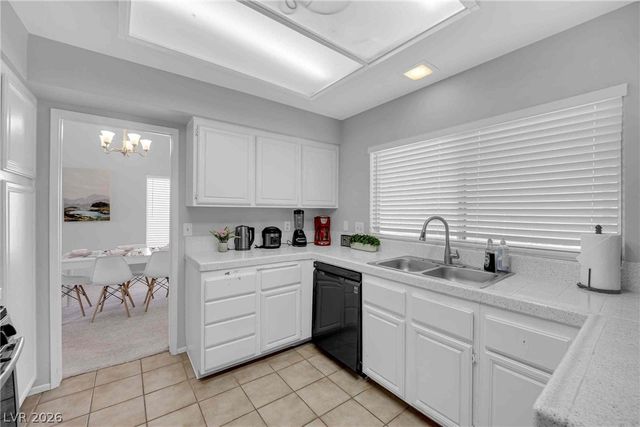 6719 Wayburn Way, Las Vegas, NV 89103