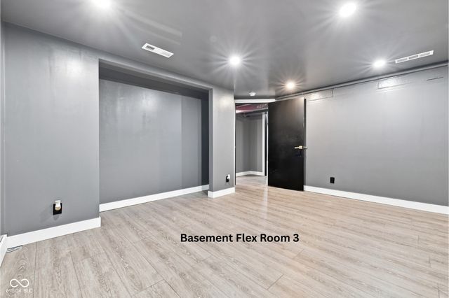 6204 Madison Avenue, Indianapolis, IN 46227