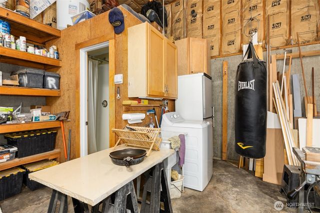 3731 NW Phinney Bay Drive, Bremerton, WA 98312