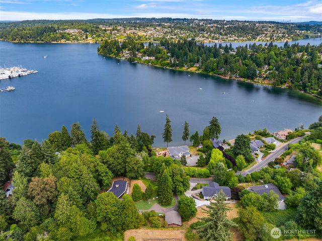 3731 NW Phinney Bay Drive, Bremerton, WA 98312