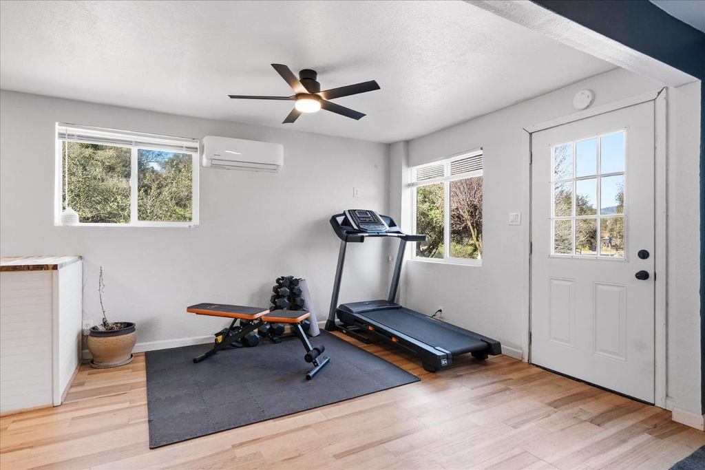 Image 33 of property listing at 47412 Blackfoot Court, Coarsegold, CA 93614