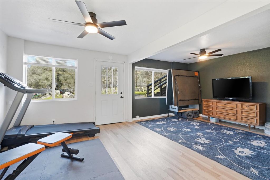 Image 35 of property listing at 47412 Blackfoot Court, Coarsegold, CA 93614