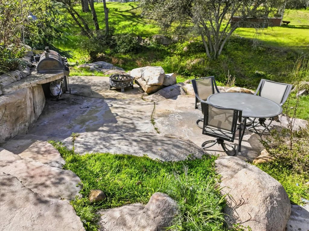 Image 43 of property listing at 47412 Blackfoot Court, Coarsegold, CA 93614