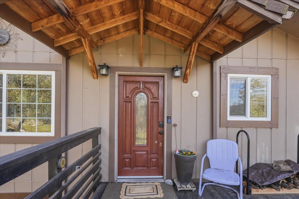 Image 6 of property listing at 47412 Blackfoot Court, Coarsegold, CA 93614