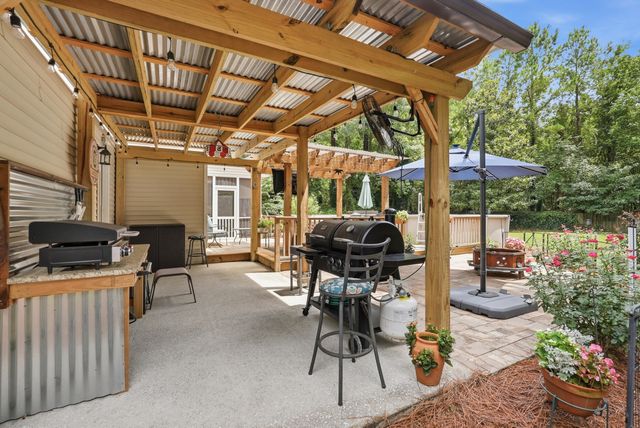 1516 Cypress Pointe Drive, Mount Pleasant, SC 29466