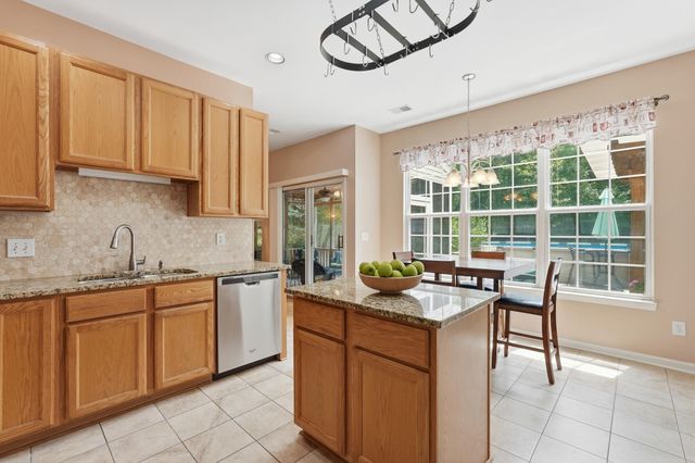 1516 Cypress Pointe Drive, Mount Pleasant, SC 29466