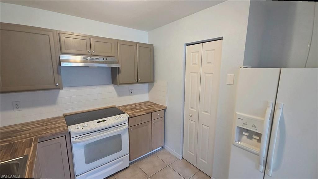 2624 Jean Marie CT, FORT MYERS, FL 33916 — photo 5