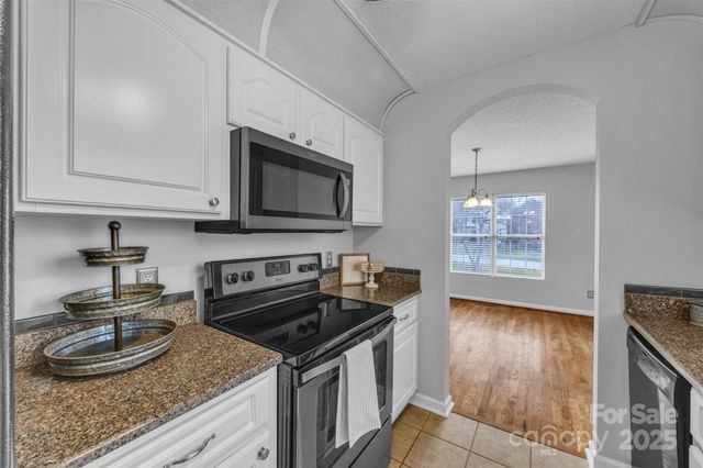 552 Meadowridge Drive, Taylorsville, NC 28681