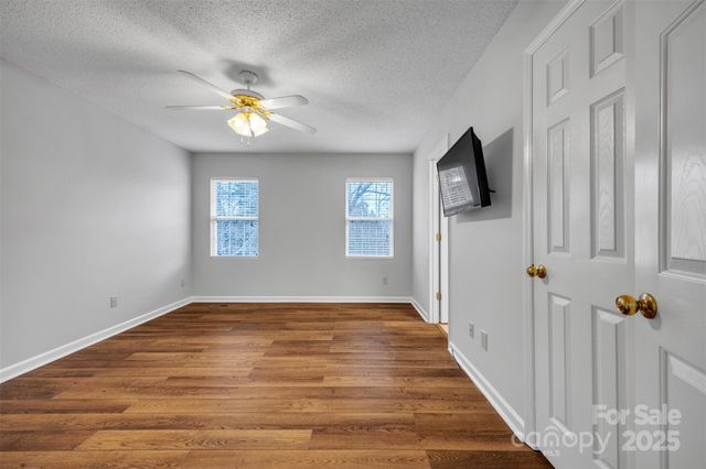 552 Meadowridge Drive, Taylorsville, NC 28681