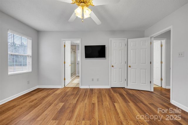 552 Meadowridge Drive, Taylorsville, NC 28681