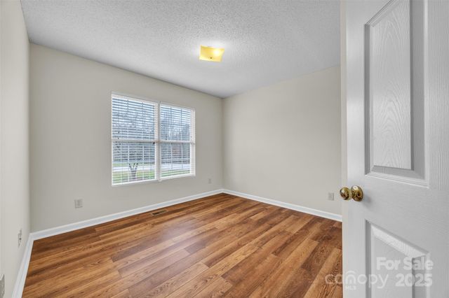 552 Meadowridge Drive, Taylorsville, NC 28681