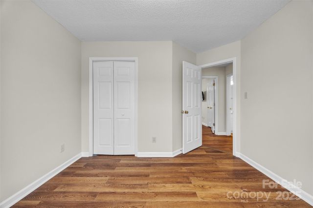 552 Meadowridge Drive, Taylorsville, NC 28681