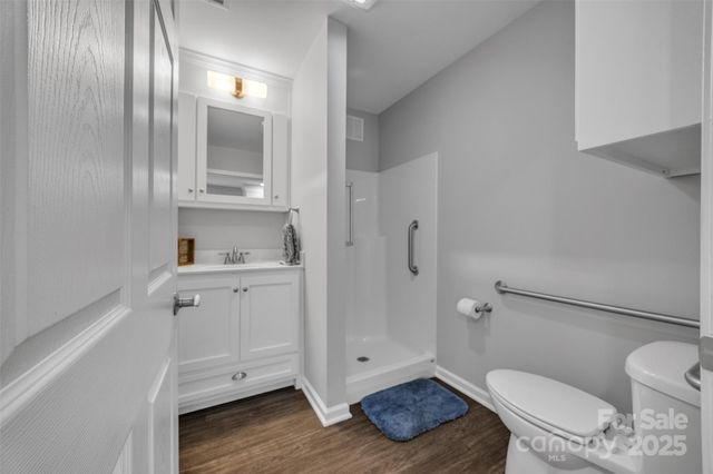 552 Meadowridge Drive, Taylorsville, NC 28681