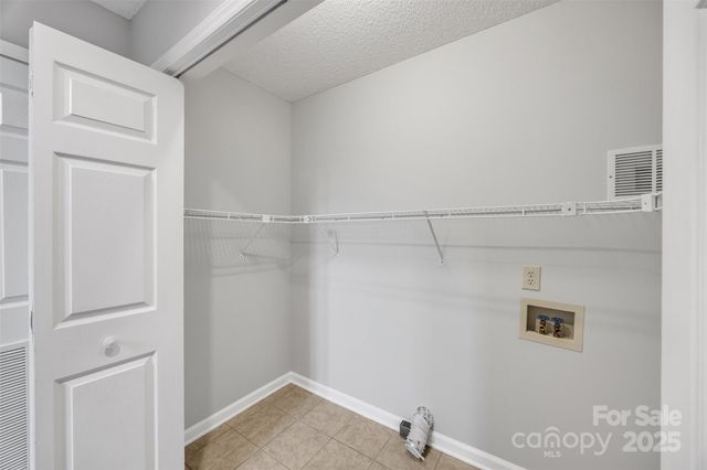 552 Meadowridge Drive, Taylorsville, NC 28681