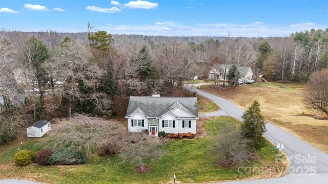 552 Meadowridge Drive, Taylorsville, NC 28681