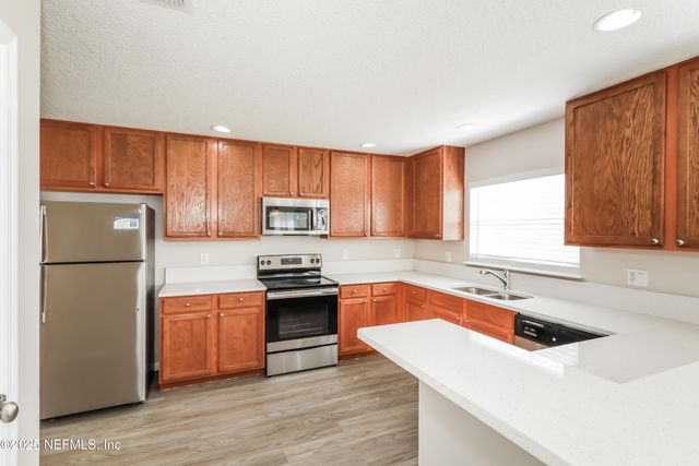 683 SOUTHLAND Lane, Orange Park, FL 32065