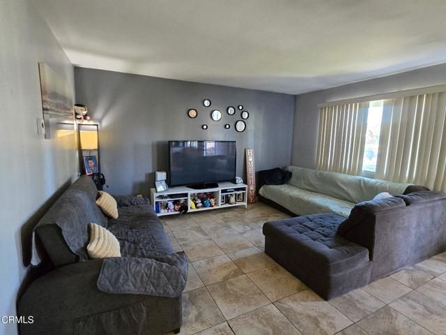 734 W Hemlock Street, Port Hueneme, CA 93041