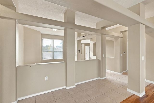 708 3rd Street NE, Rio Rancho, NM 87124