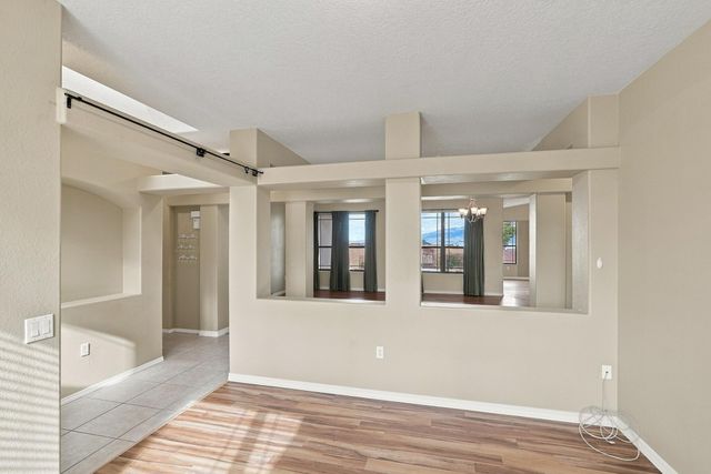 708 3rd Street NE, Rio Rancho, NM 87124